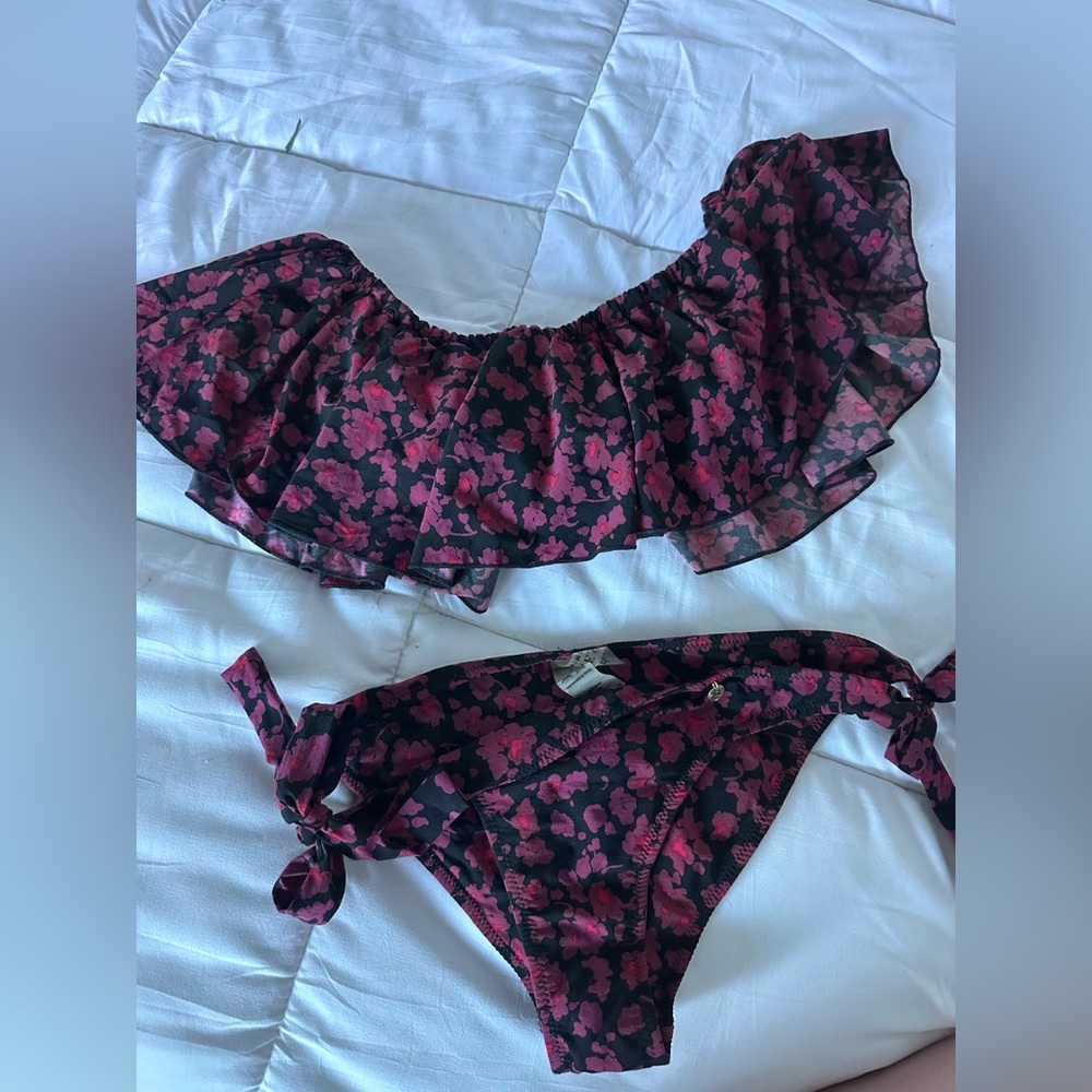 Love Stories Floral Bikini Set
